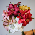 China Factory Hot Sell Silk Flower Decoration Silk Lily Flowers Artificial
