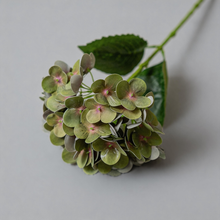 Verde vintage — Vara de hortensia artificial — 61 cm